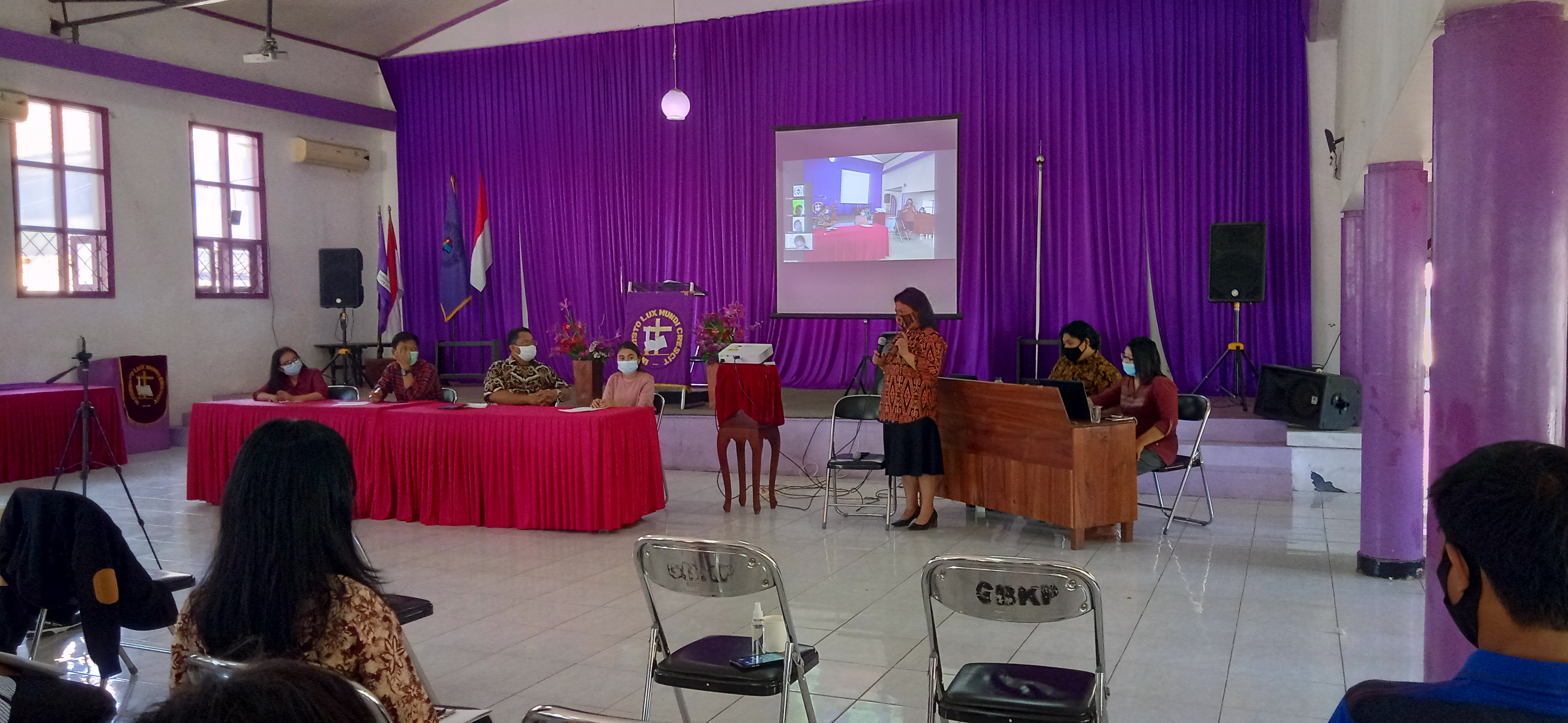 Evaluasi Kegiatan Praktek Jemaat Mahasiswa STT INTIM Makassar