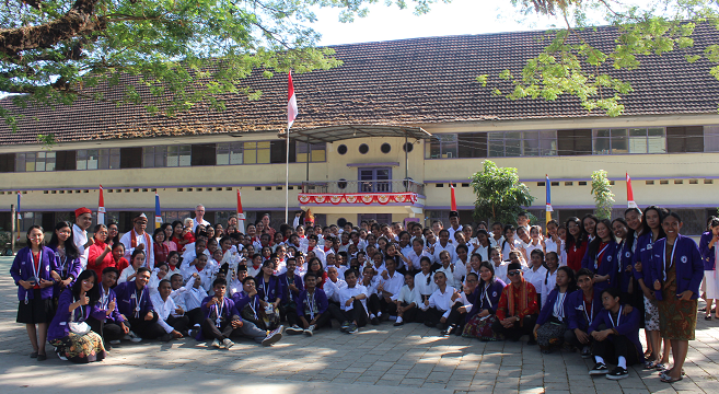 Sivitas Akademika Melaksanakan Upacara Bendera Memperingati Hari Ulang Tahun ke-79 RI