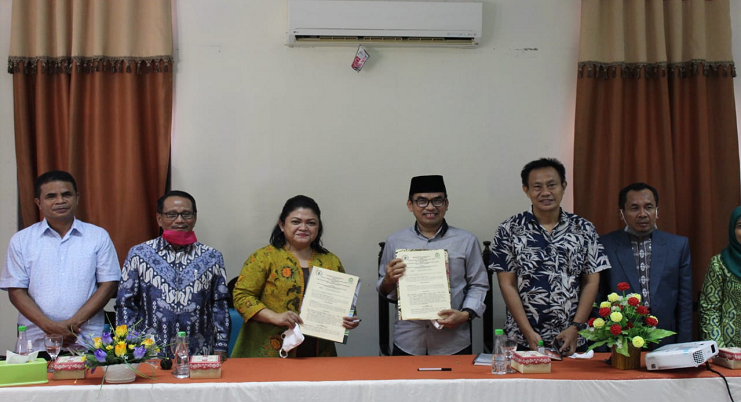 Penandatanganan MoU Kerjasama antara Kampus STT INTIM Makassar dengan UIN Alauddin Makassar