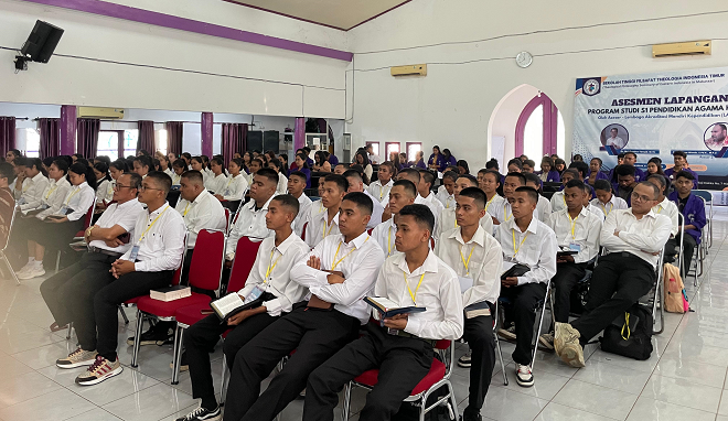 Sebanyak 70 lebih Mahasiswa Baru STFT INTIM di Makassar Ikut dalam ORKEM Tahun ajaran 2025/2026