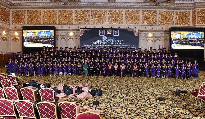 Sebanyak 142 Wisudawan-Wisudawati STFT INTIM di Makassar Tahun 2025